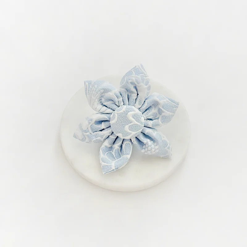 LUXE Baby Blue Flower Collar Flower